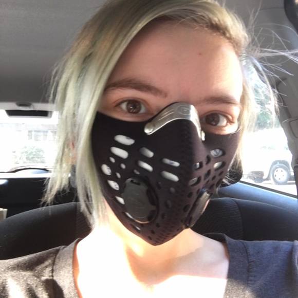 Meet your Posher, Alex - Picture 1 of 1